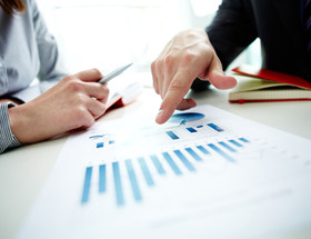 发了经济补偿金就不能办退休吗？